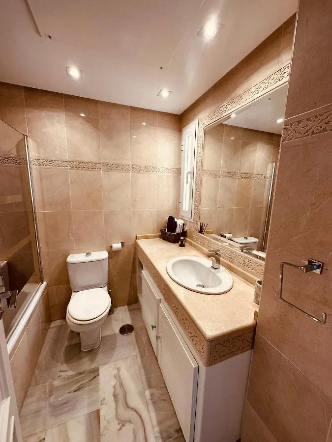 Apartamento En Puerto Marina Benalmadena Apartment